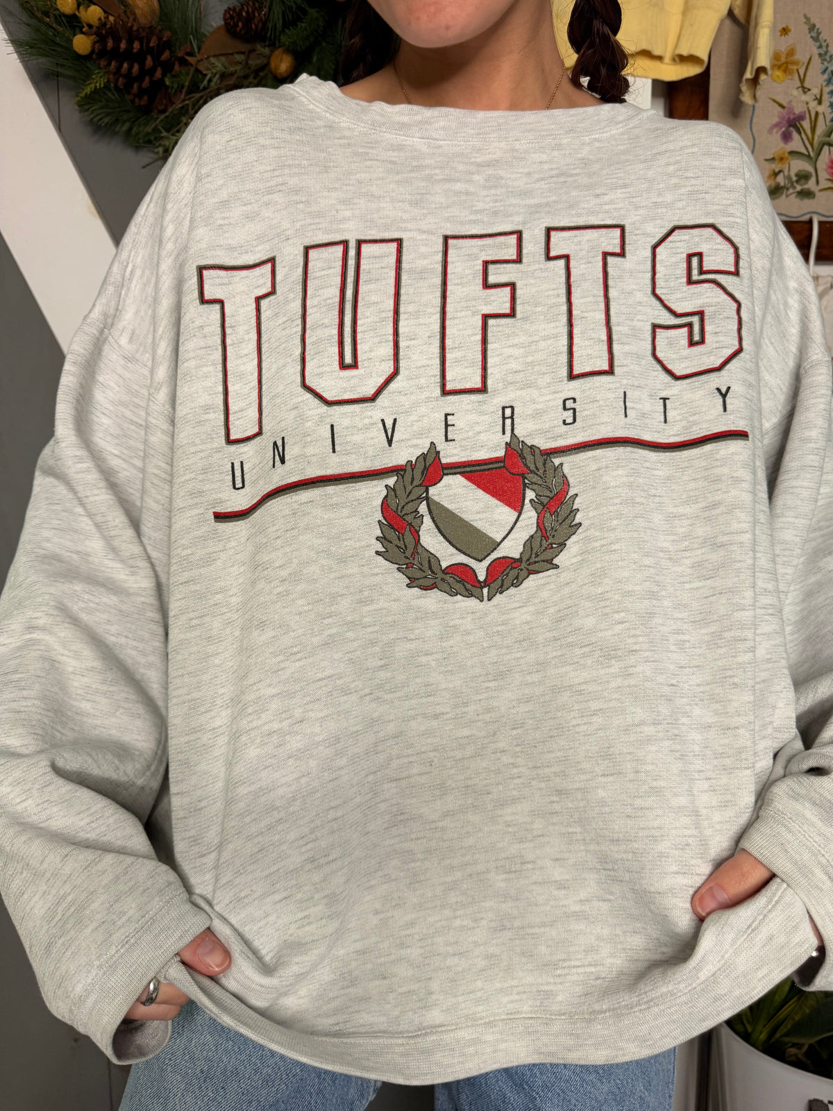 (XL) Vtg Tufts U crewneck