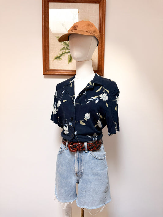 (M) Vtg floral top