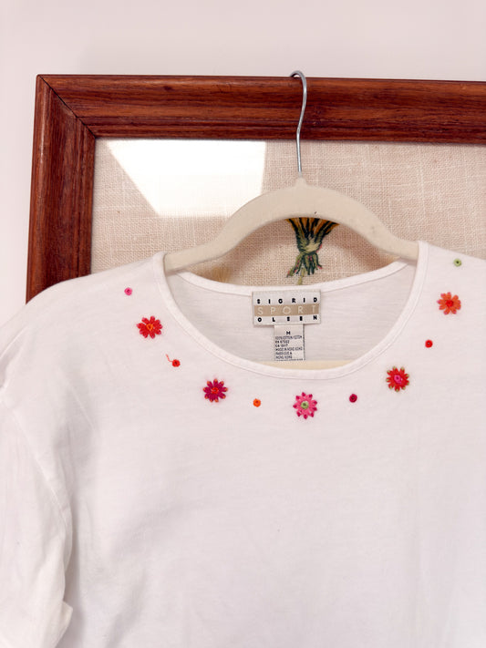 (M) Vtg floral embroidered tee