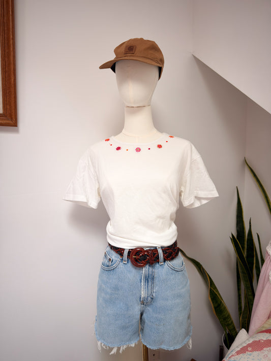 (M) Vtg floral embroidered tee