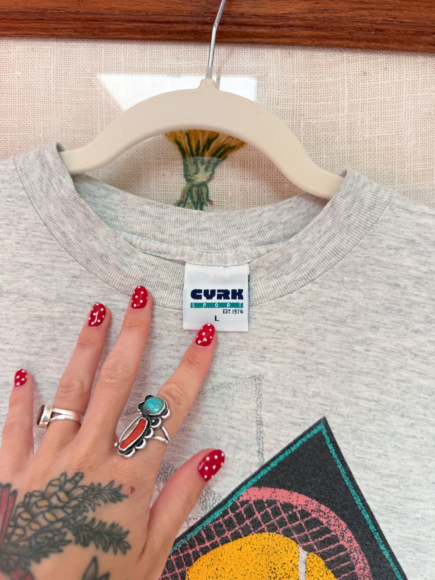 (L) Vtg tennis tee