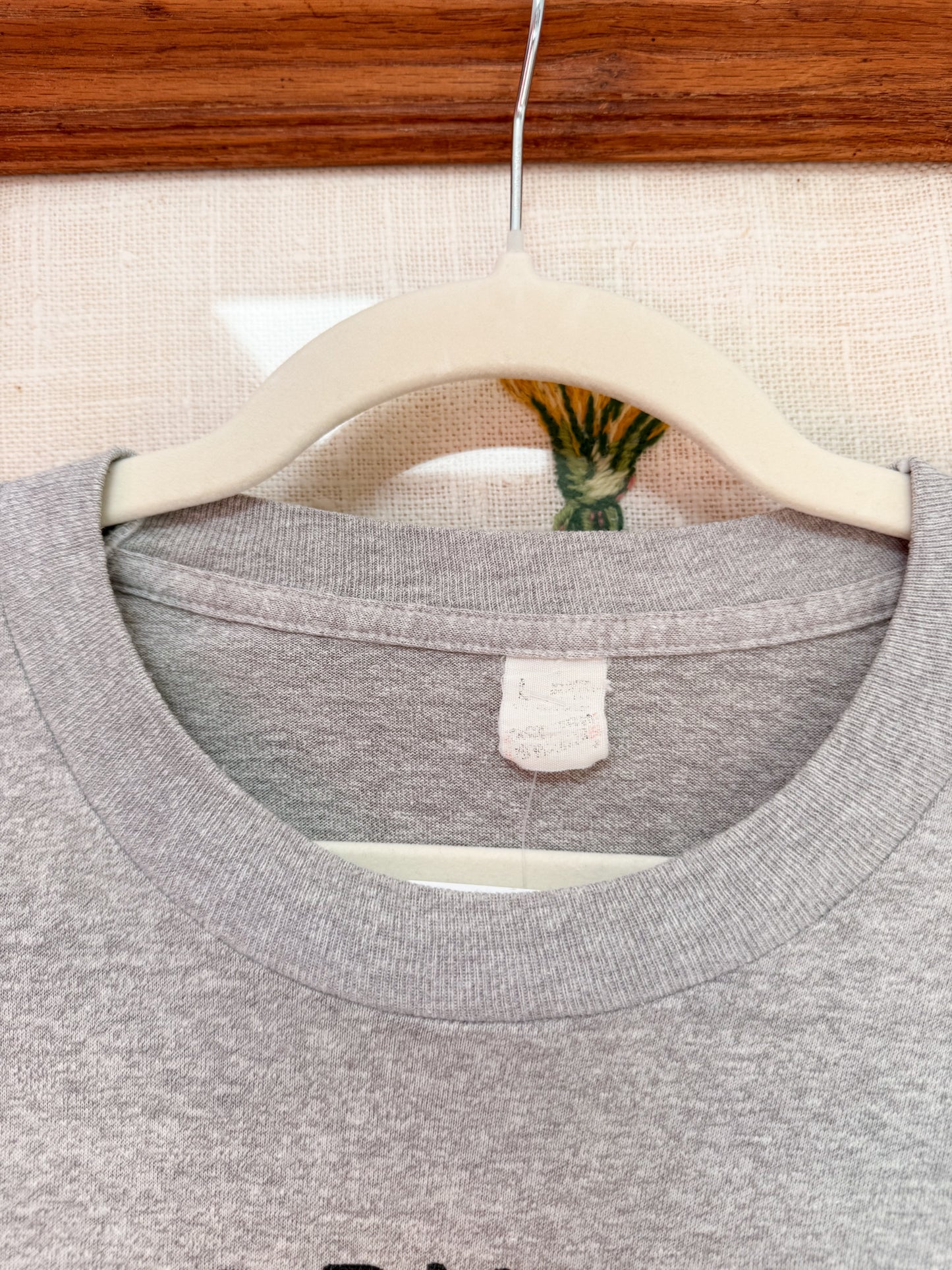 (L) Vtg no dukes tee