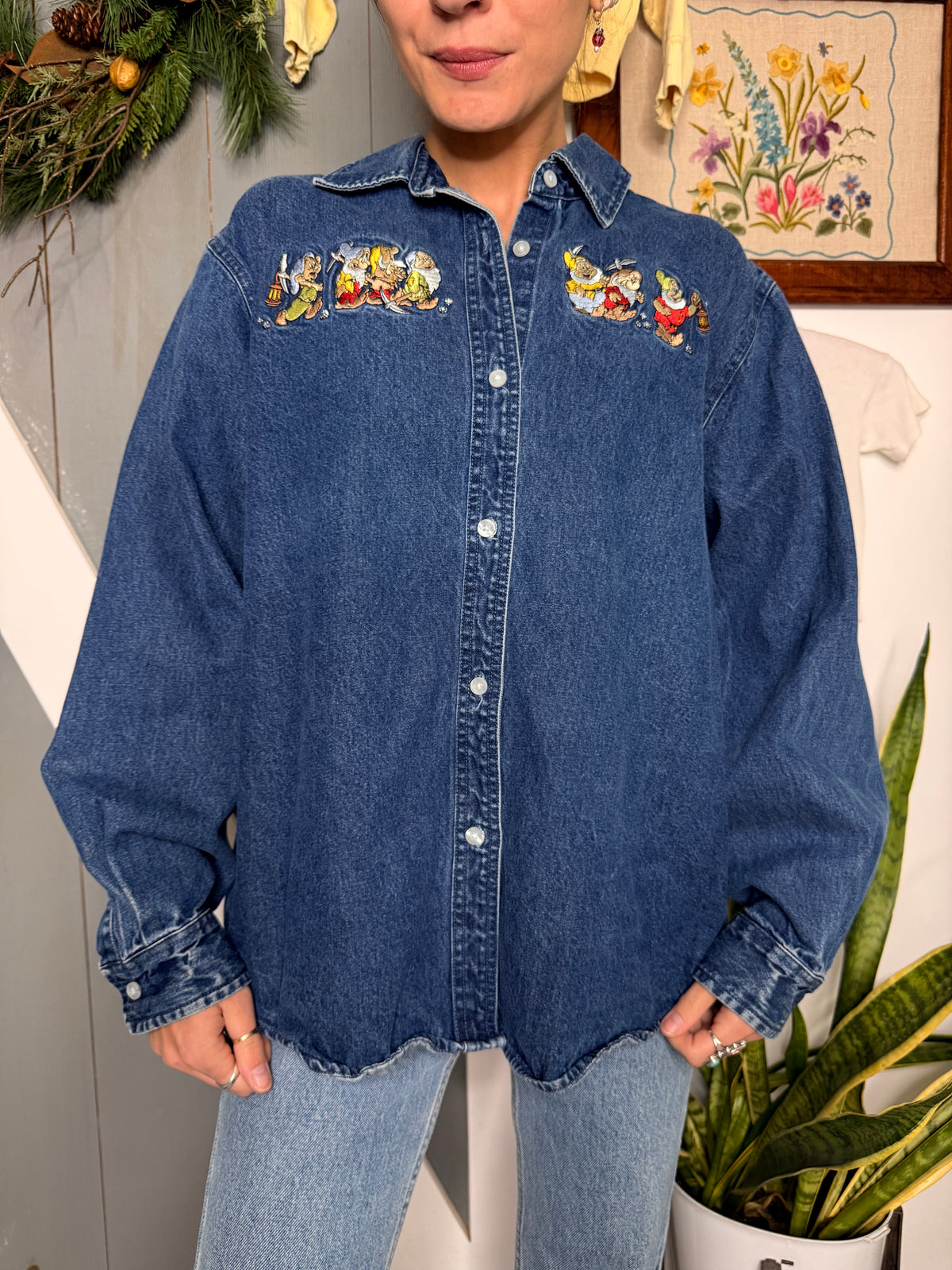 (L) Vtg Disney chambray