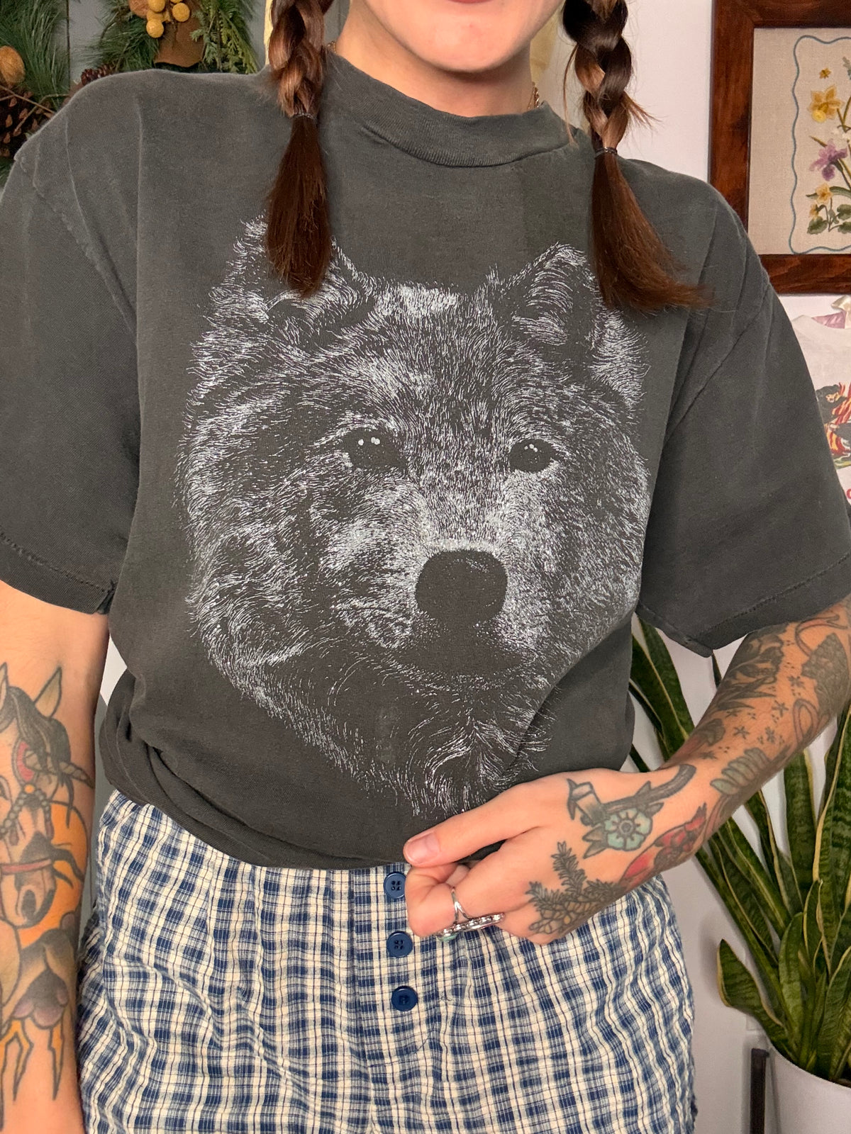 (M) vtg wolf tee