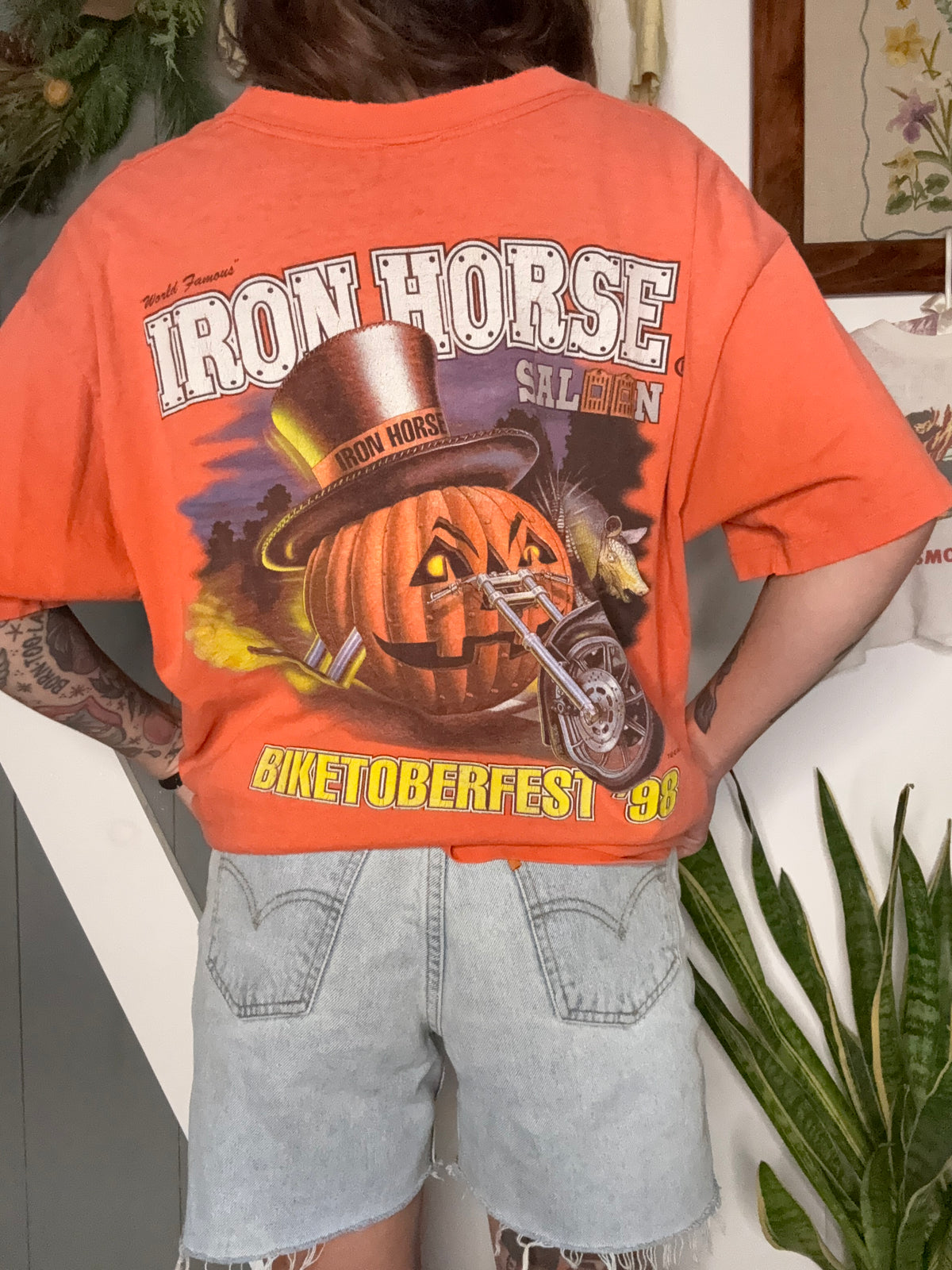 (XL) Vtg iron horse tee