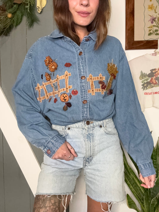 (XL) Vtg Halloween chambray shirt