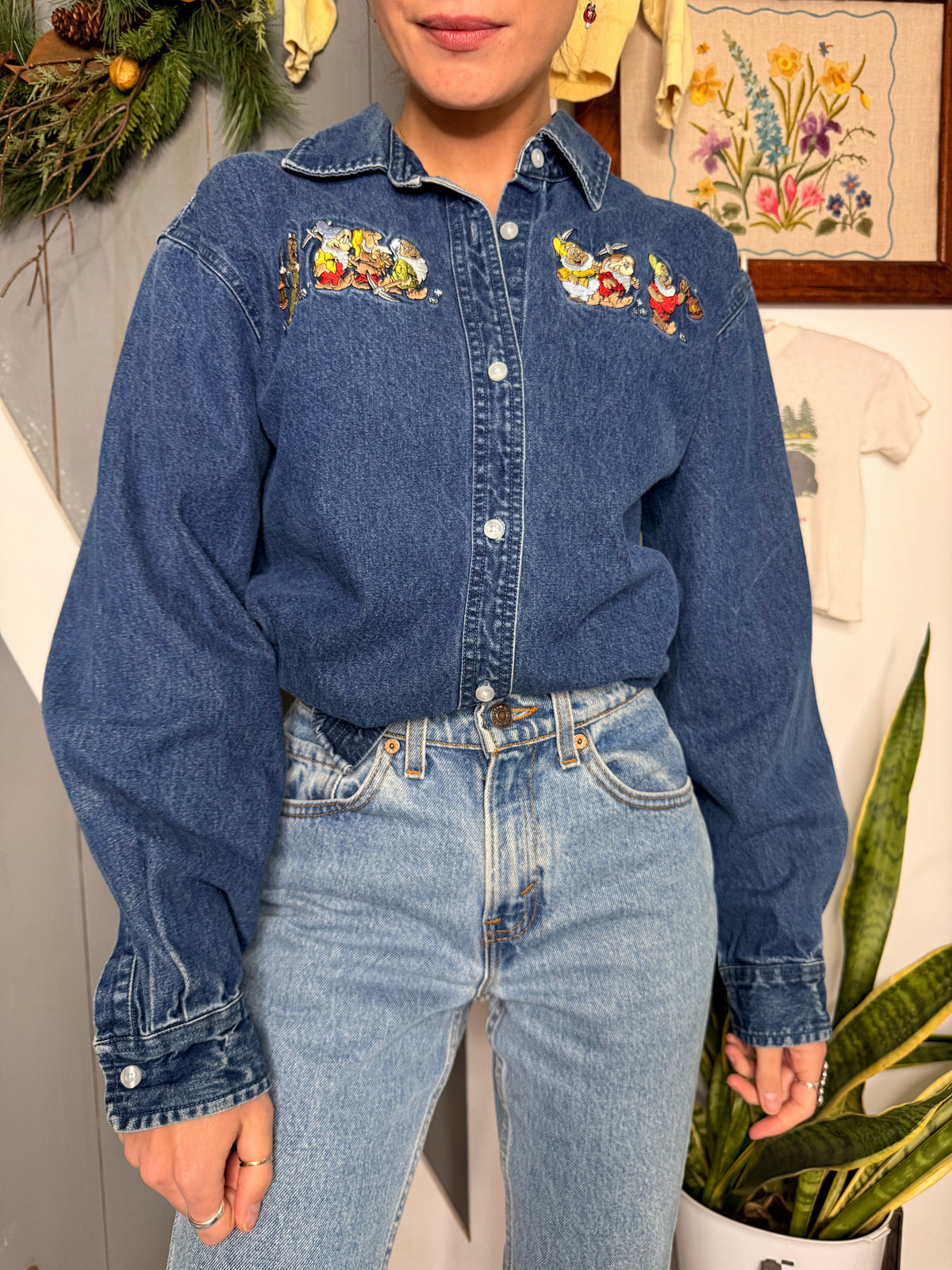 (L) Vtg Disney chambray