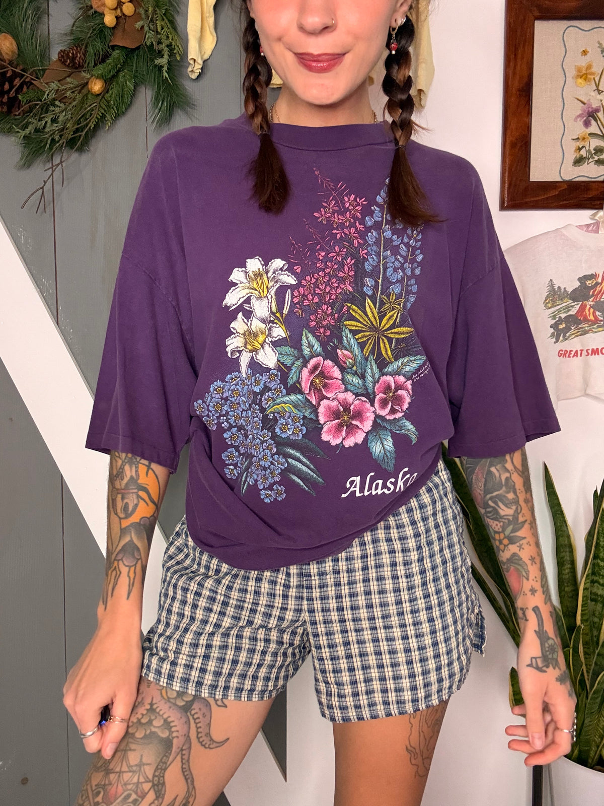 (XL) vtg floral tee
