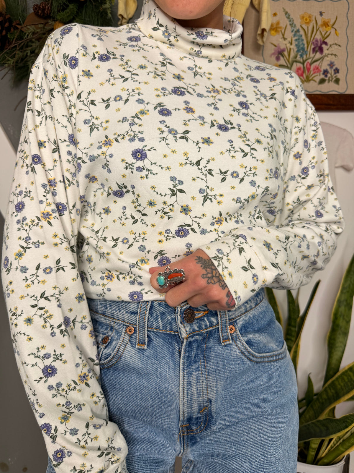 (L/XL) Vtg floral turtleneck