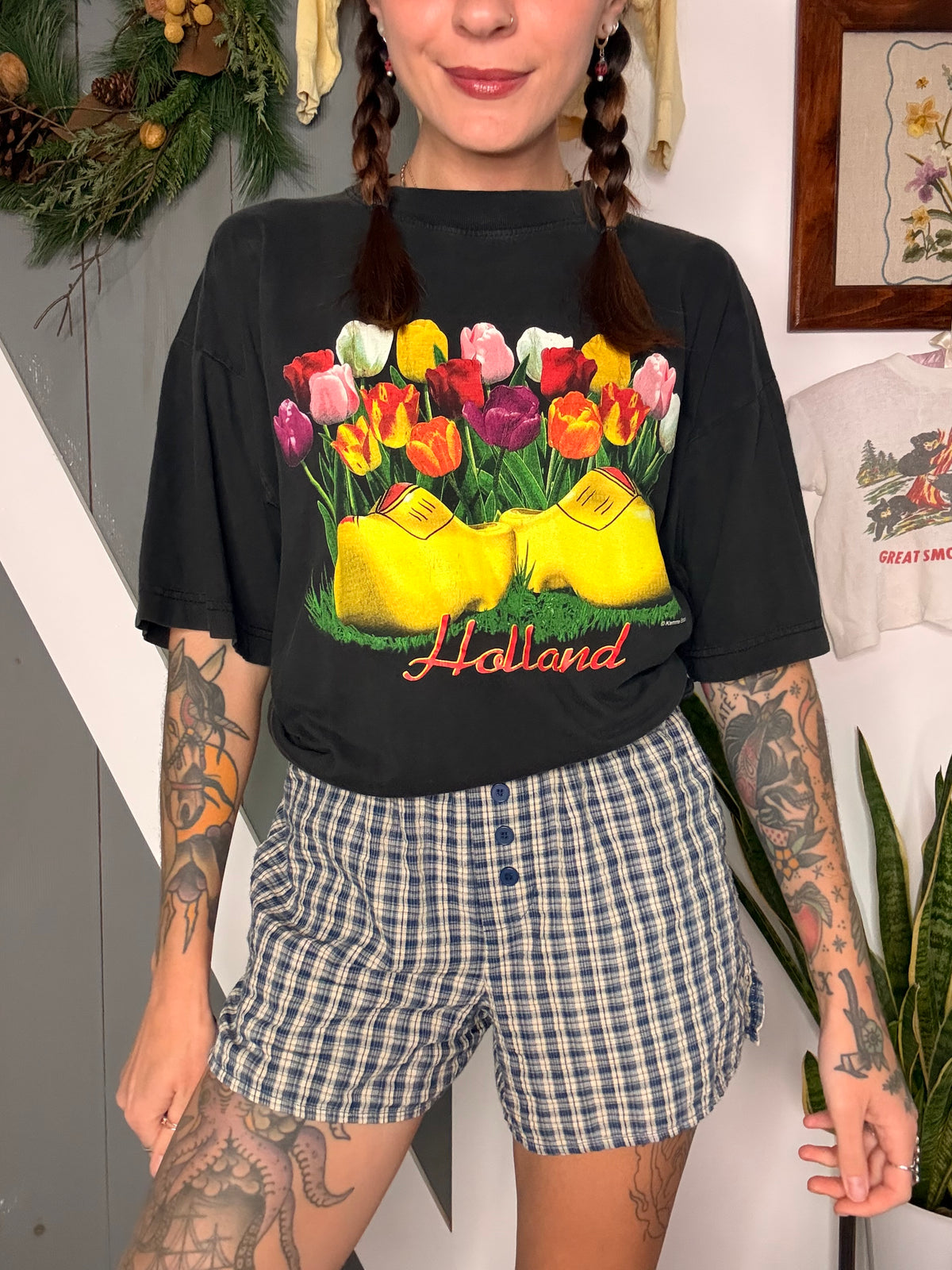 (L) vtg Holland tee