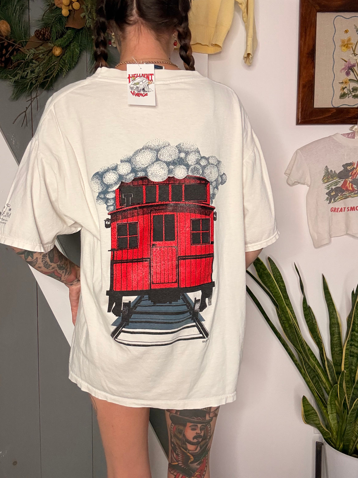 (L) vtg train tee