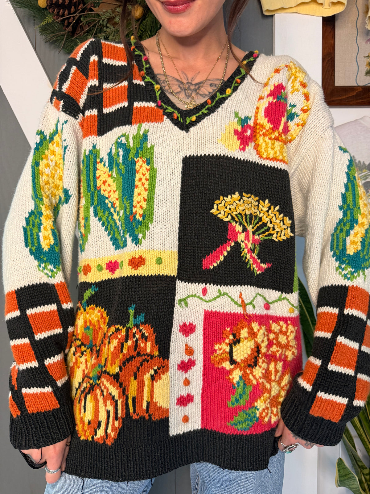 (L) Vtg fall themed sweater