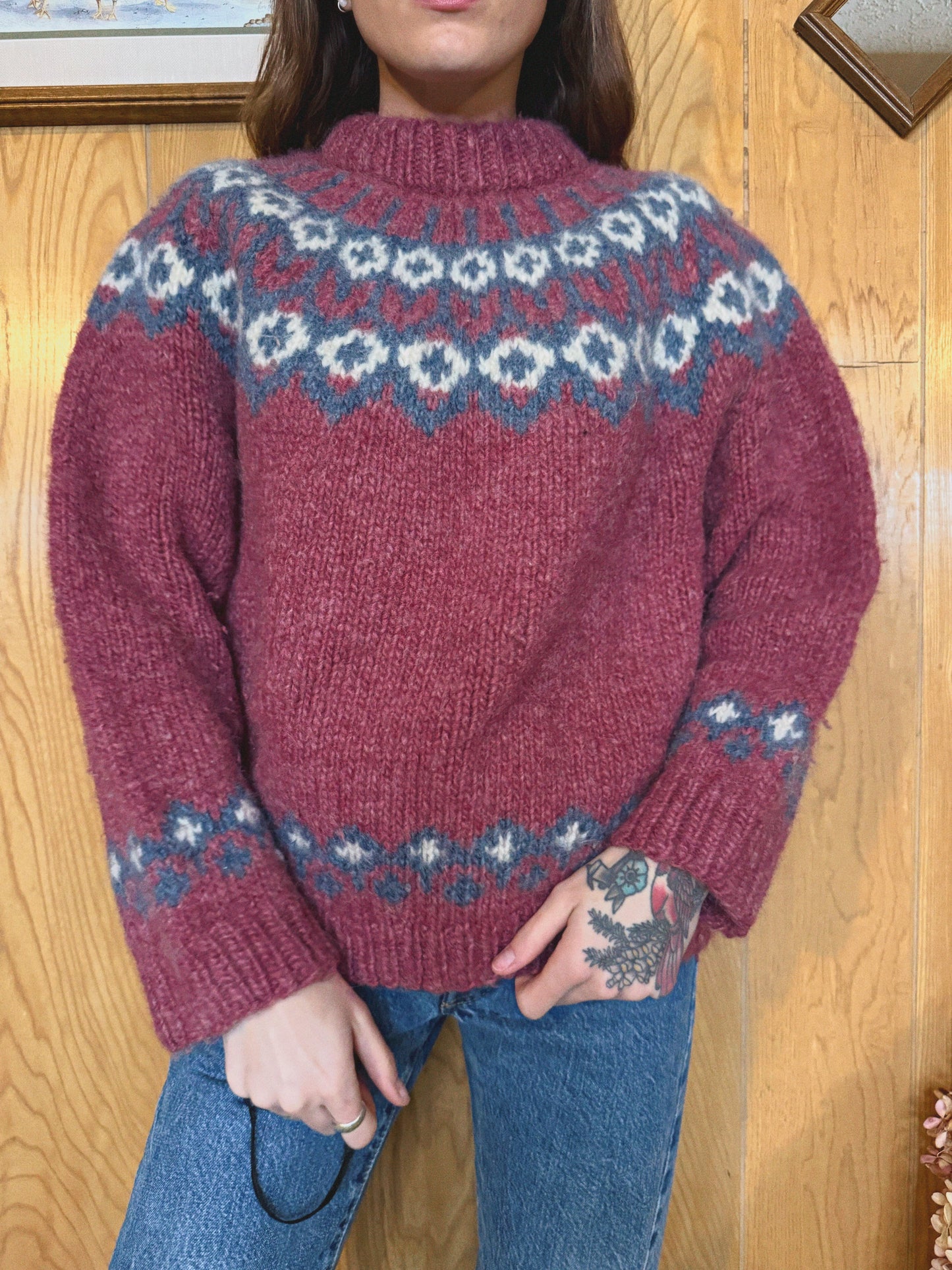 (S) Handmade wool sweater
