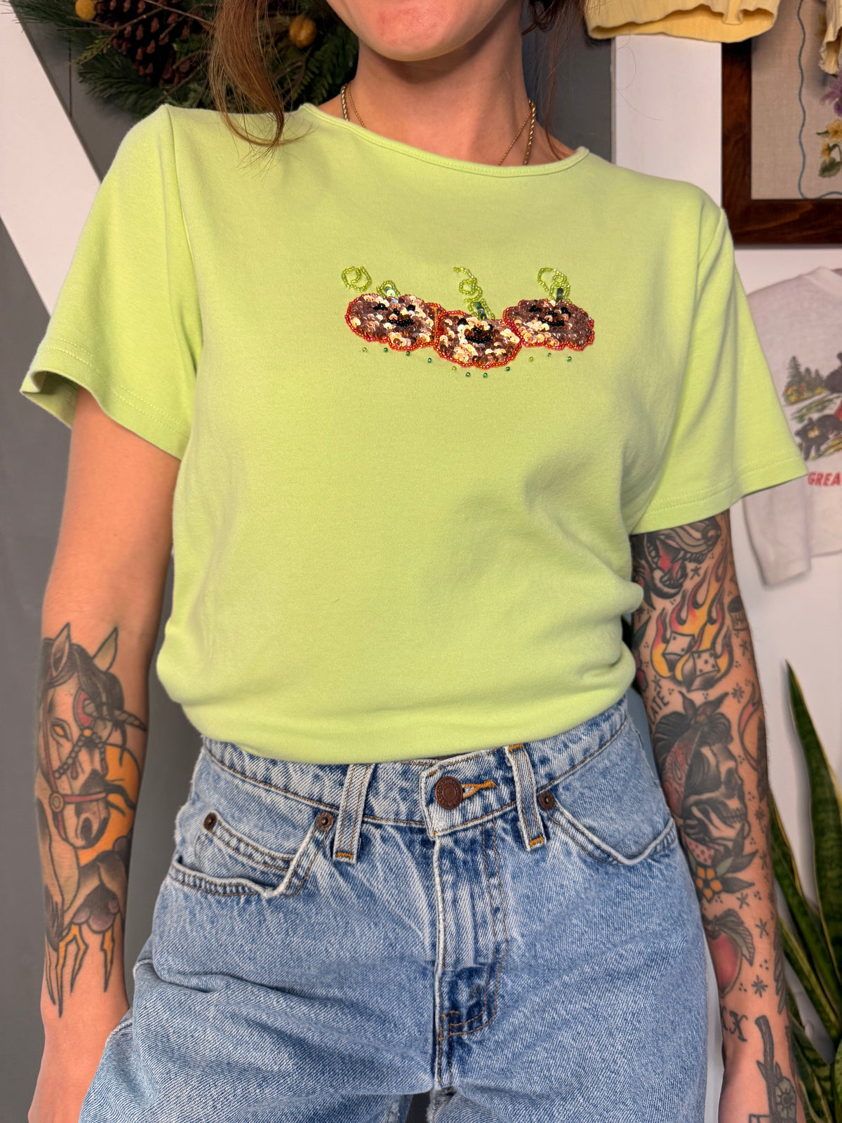 (S) Vtg Halloween shirt