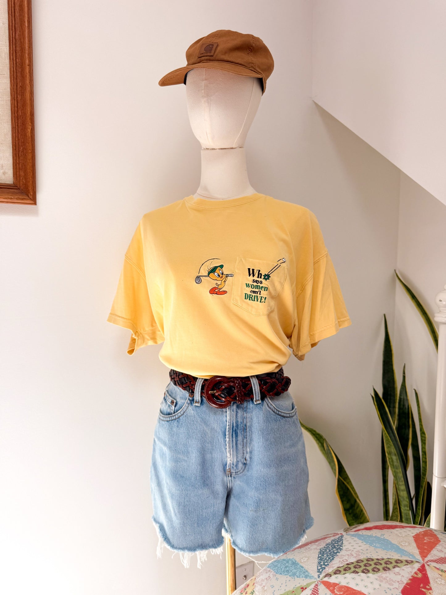 (XL) Vtg Tweety gold tee