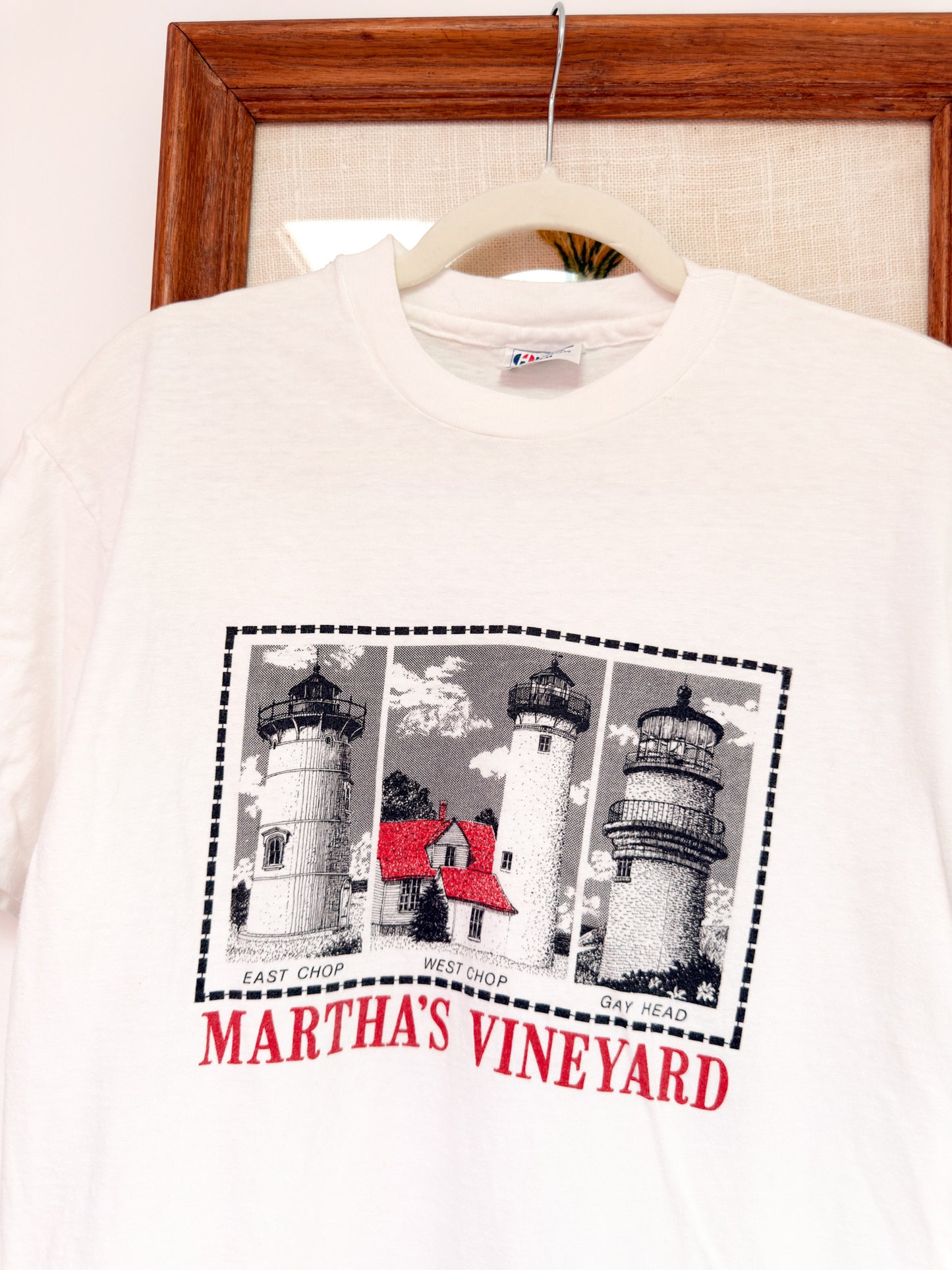 (L) Vtg Marthas Vineyard tee