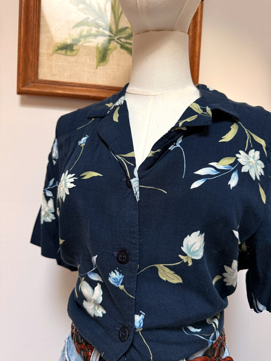 (M) Vtg floral top