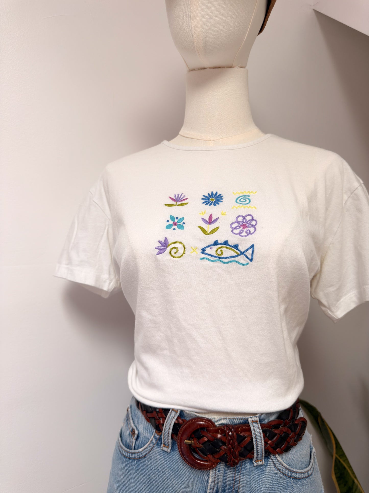 (M) Vtg summer embroidered tee