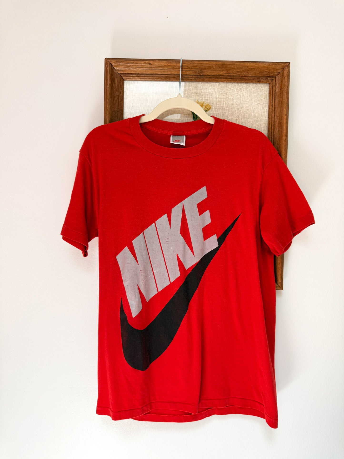 (L) Vtg Nike tshirt