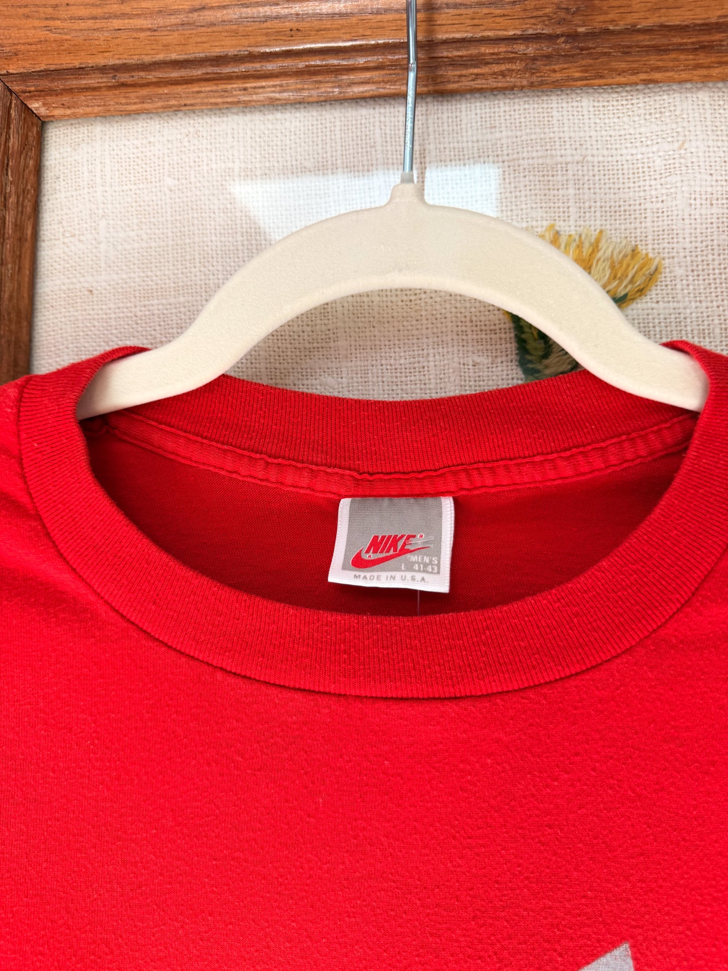 (L) Vtg Nike tshirt
