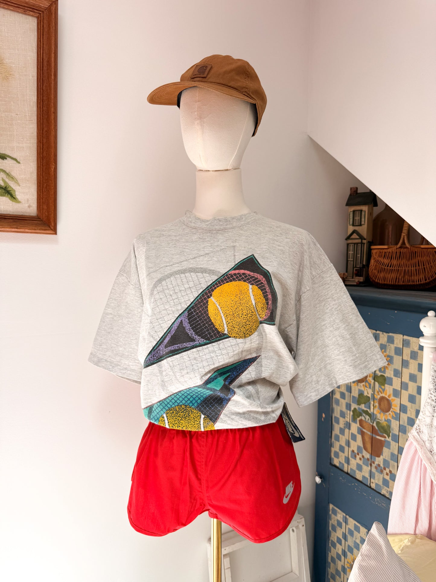 (L) Vtg tennis tee