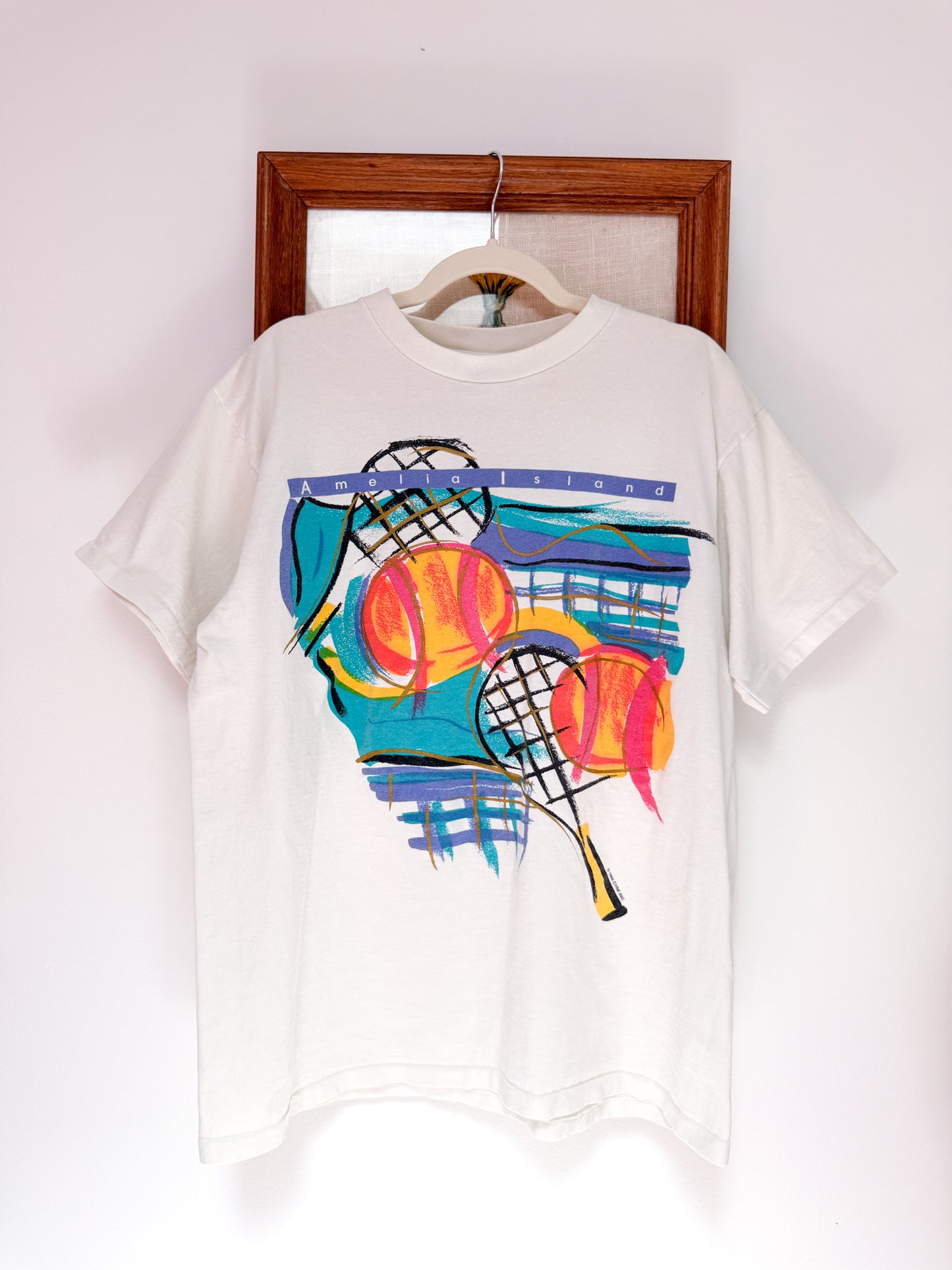 (L) Vtg tennis tee