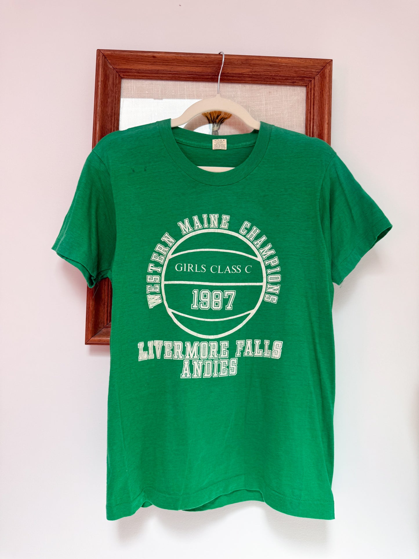 (M) Vtg girls basket ball tee