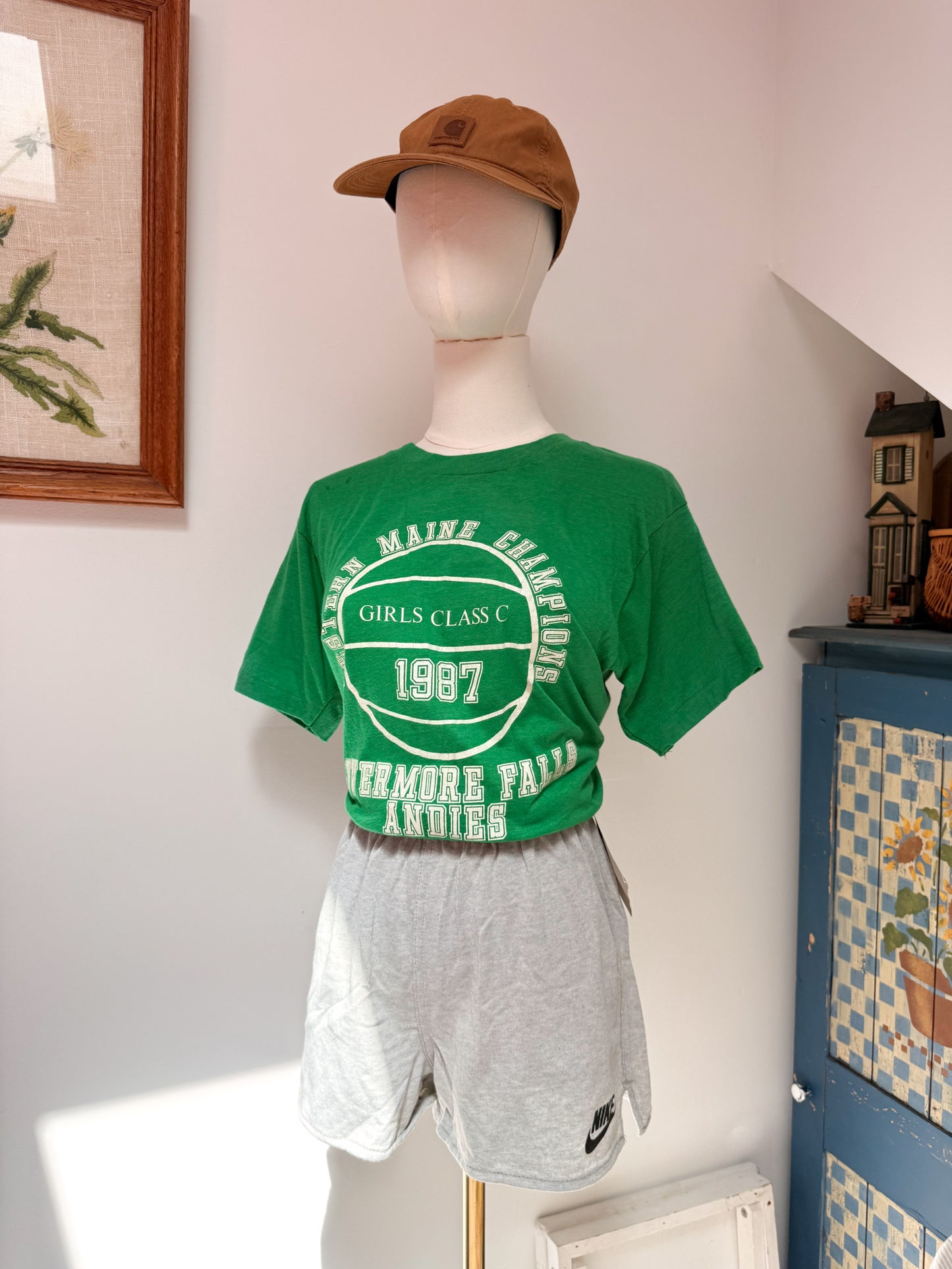 (M) Vtg girls basket ball tee