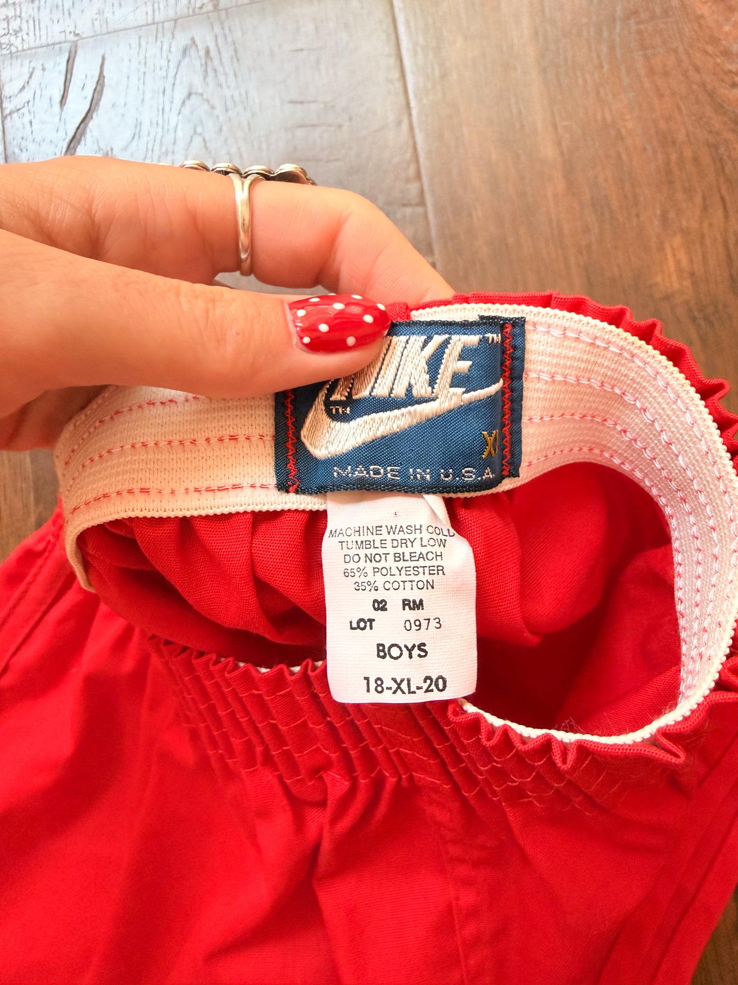 (S/M) Vtg NWT Nike shorts