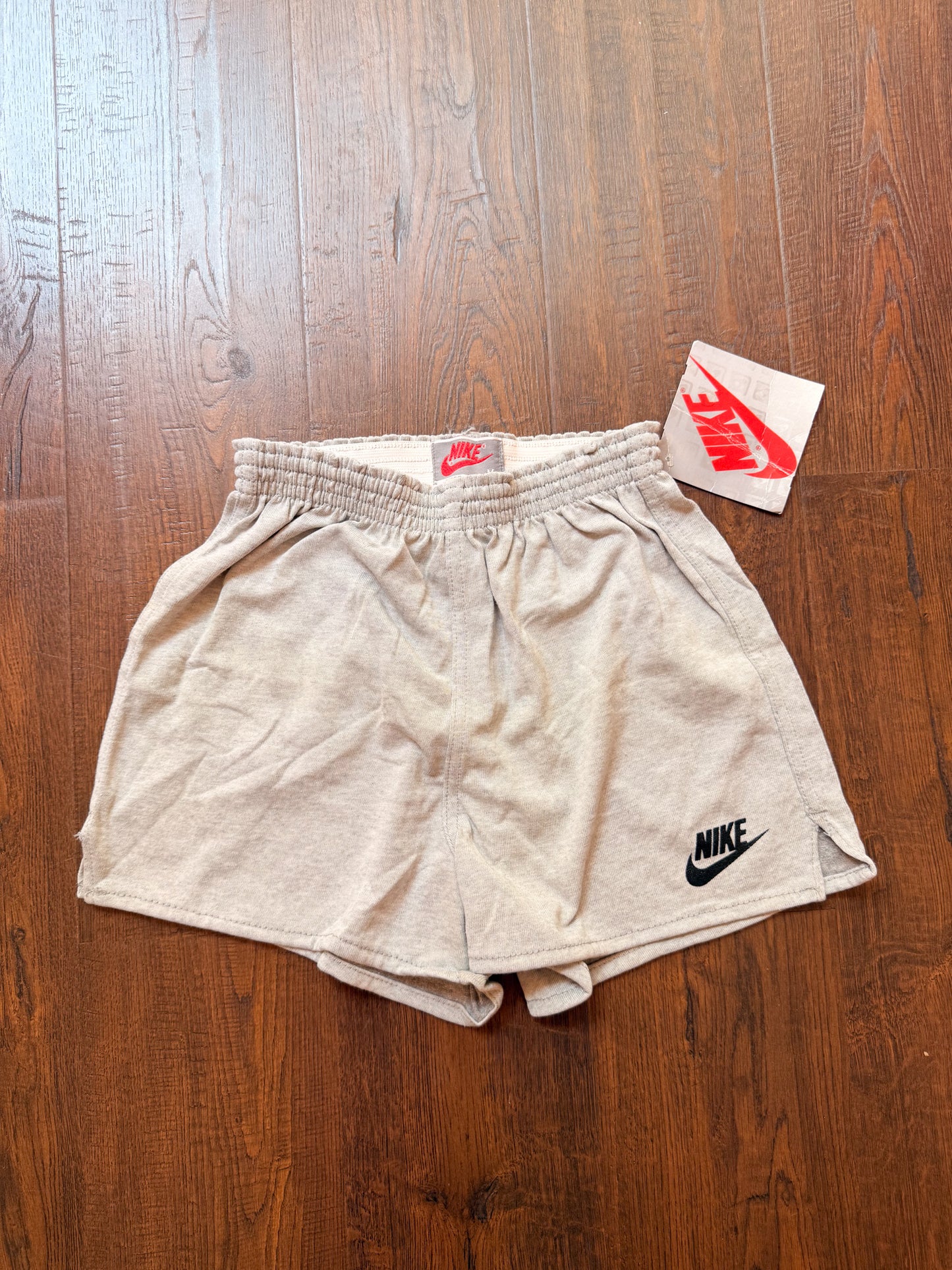 (S/M) NWT Nike shorts