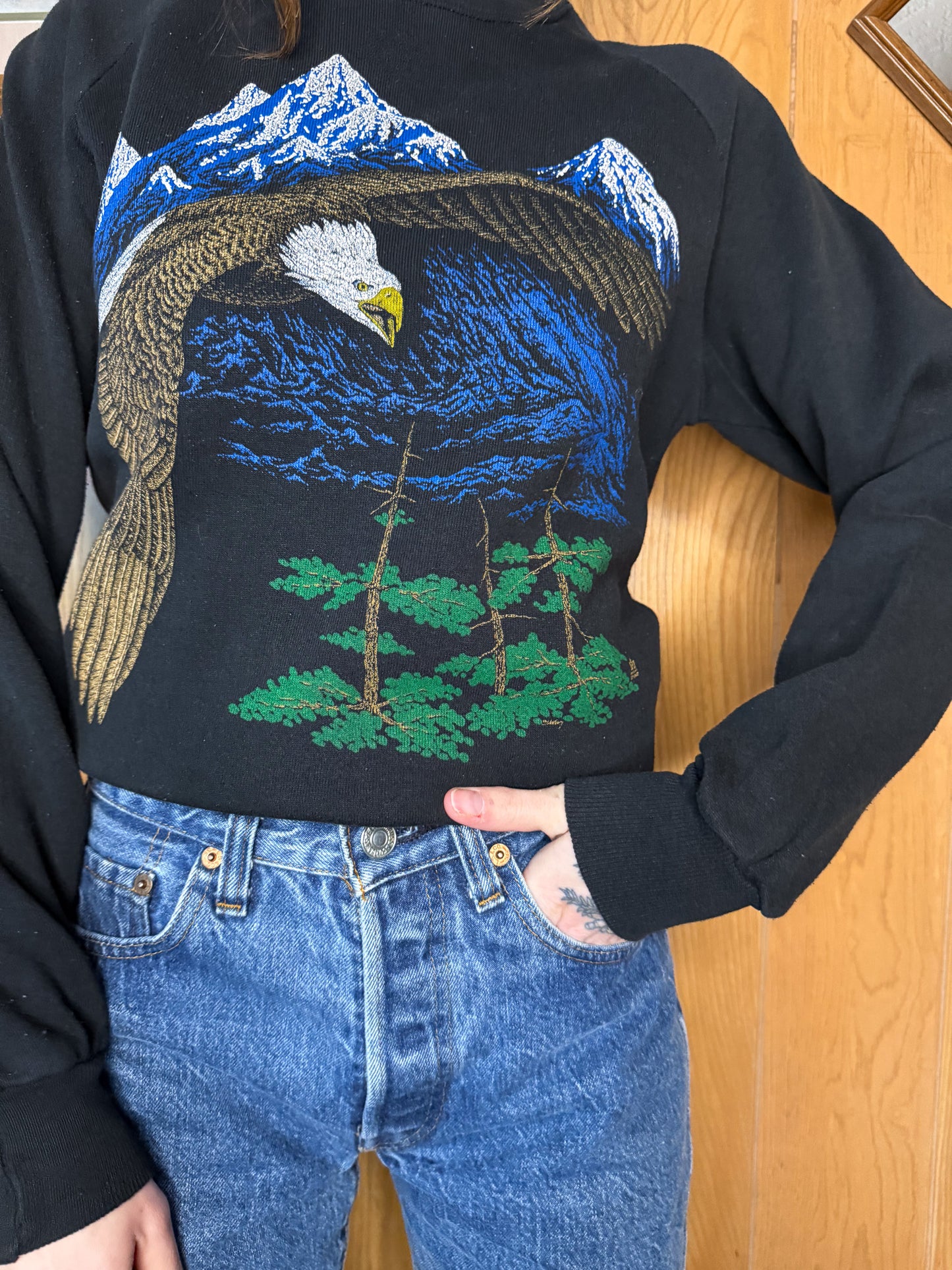 (S) Vtg Bald Eagle neck