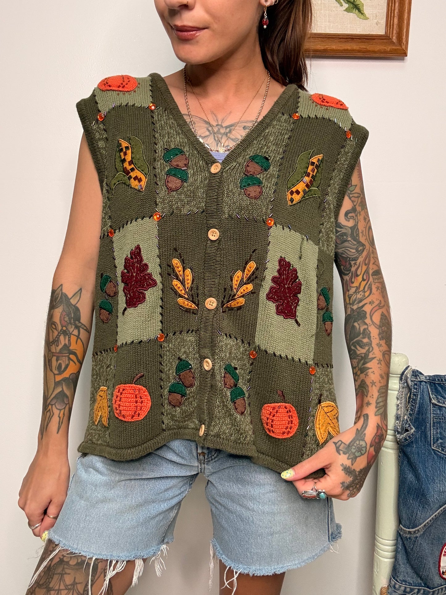 (L) Vtg fall themed sweater vest