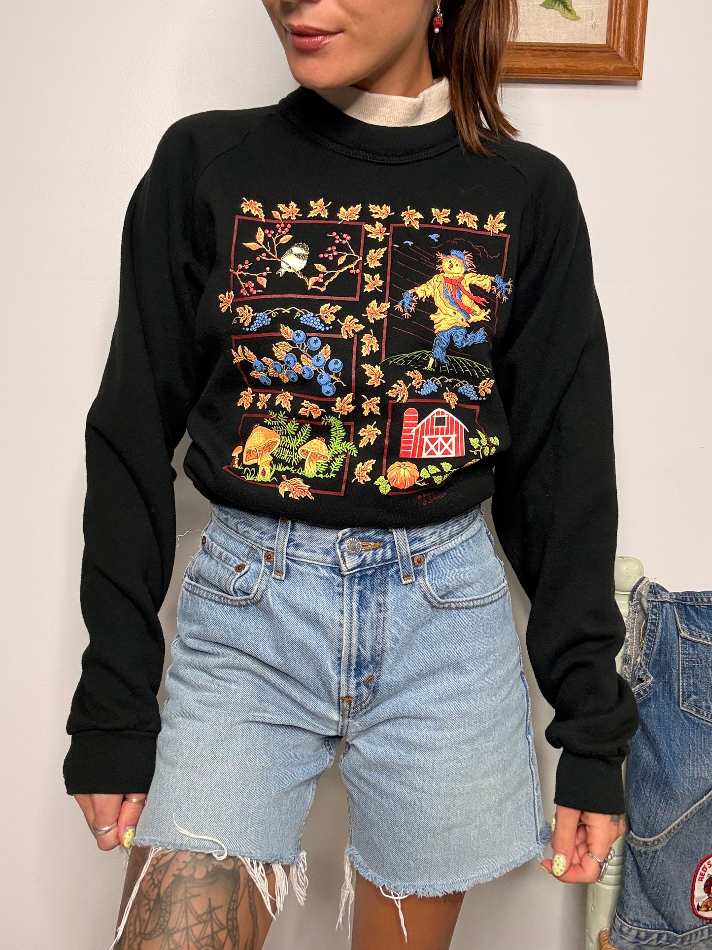 (L) Vtg fall farm crewneck