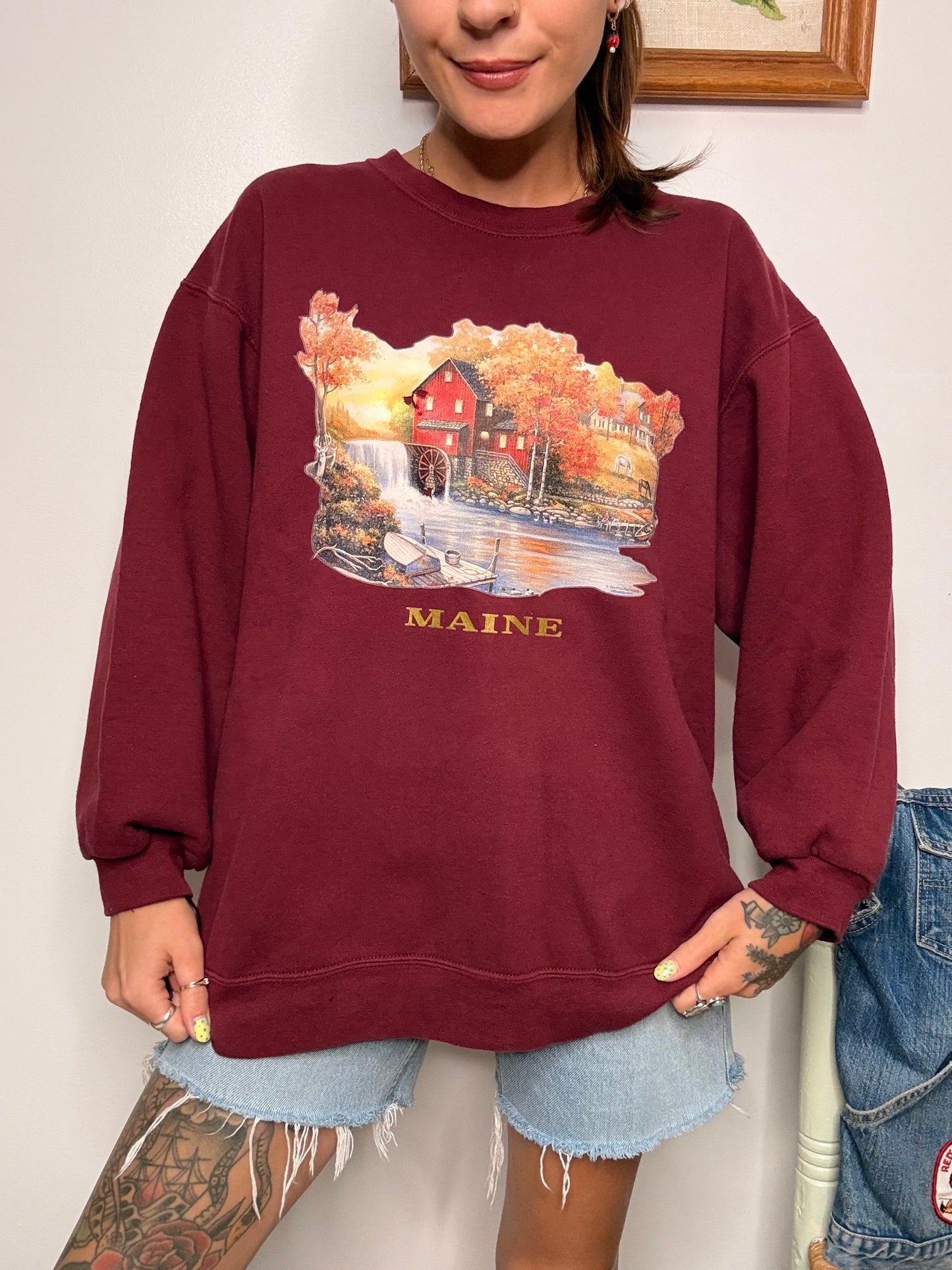 (L) Vtg Maine crewneck