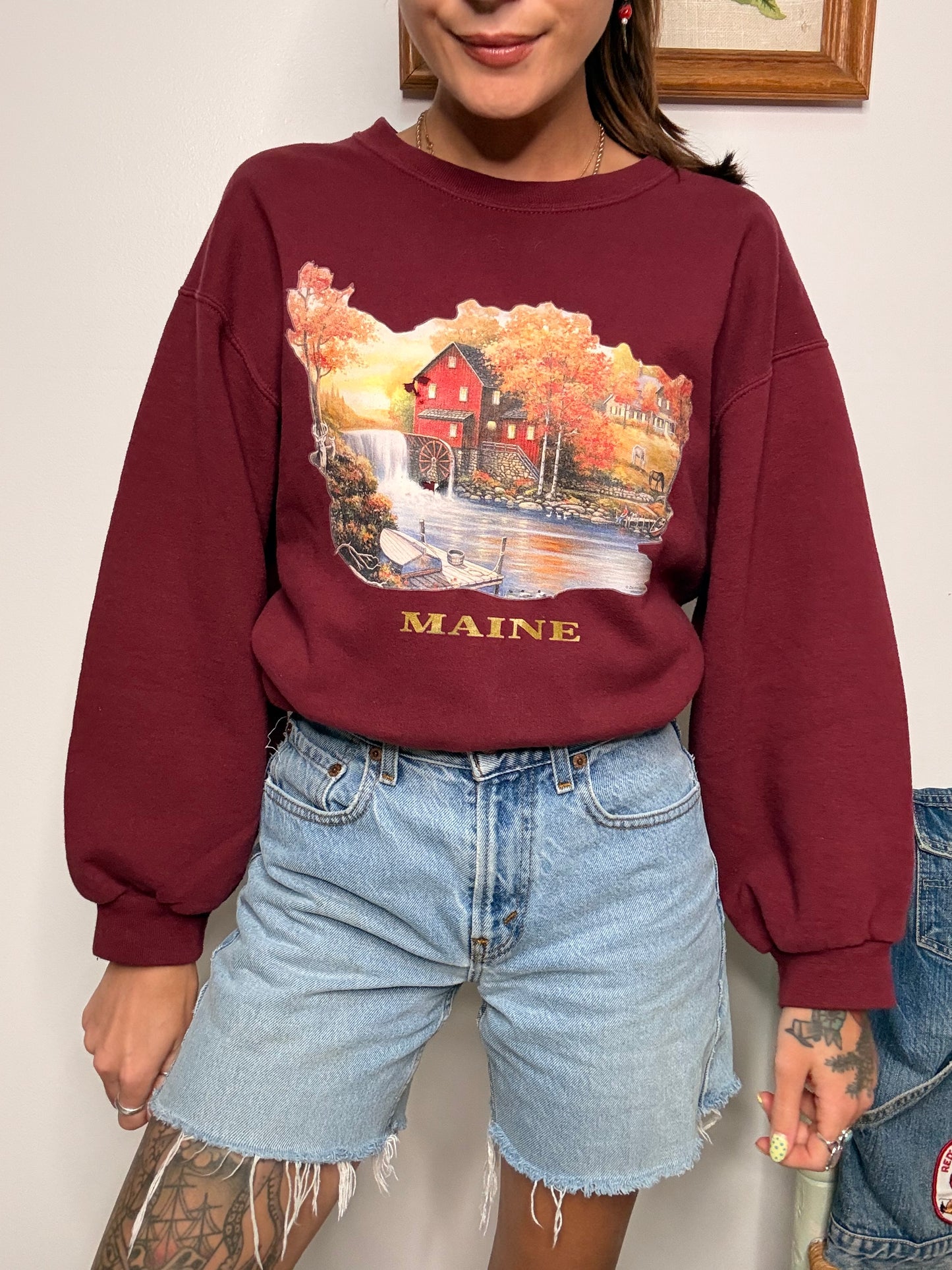 (L) Vtg Maine crewneck