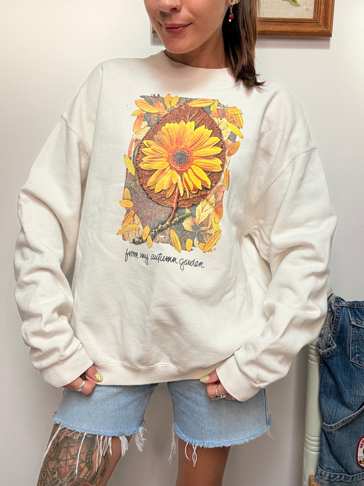 (L) Vtg autumn garden crewneck