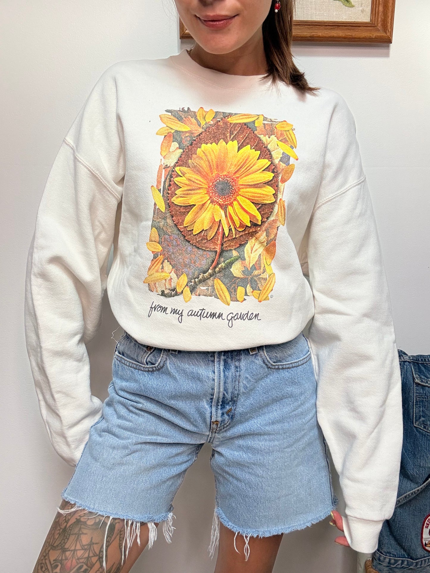 (L) Vtg autumn garden crewneck