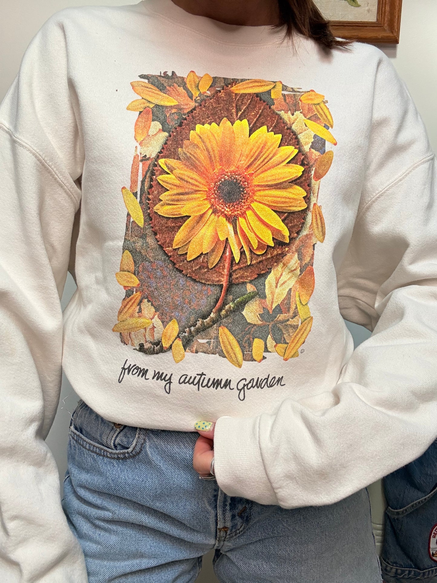 (L) Vtg autumn garden crewneck