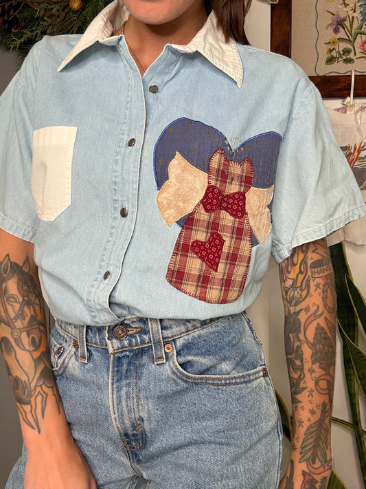 (L) Vtg angel embroidered shirt