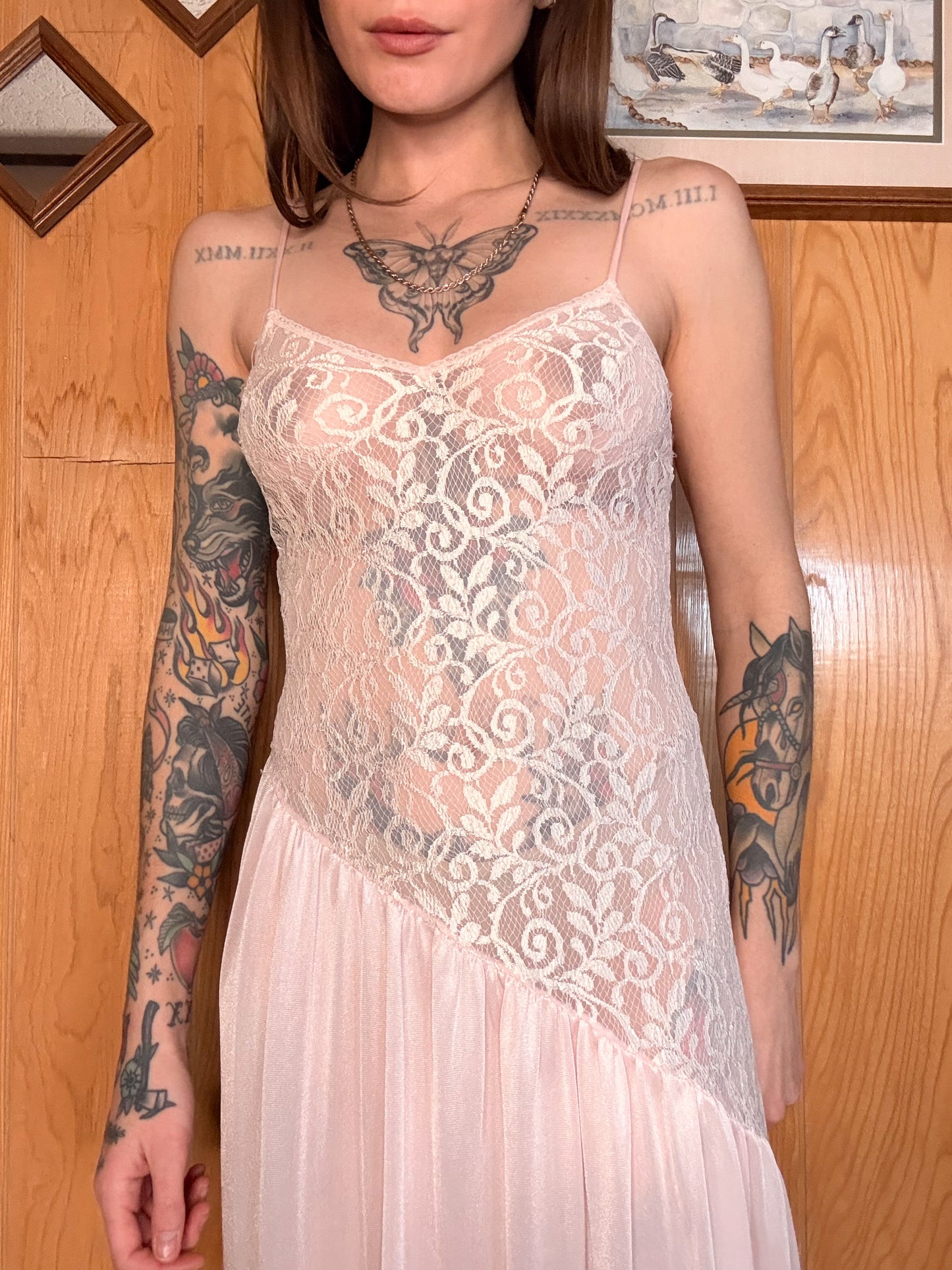 (S) Vtg satin gown